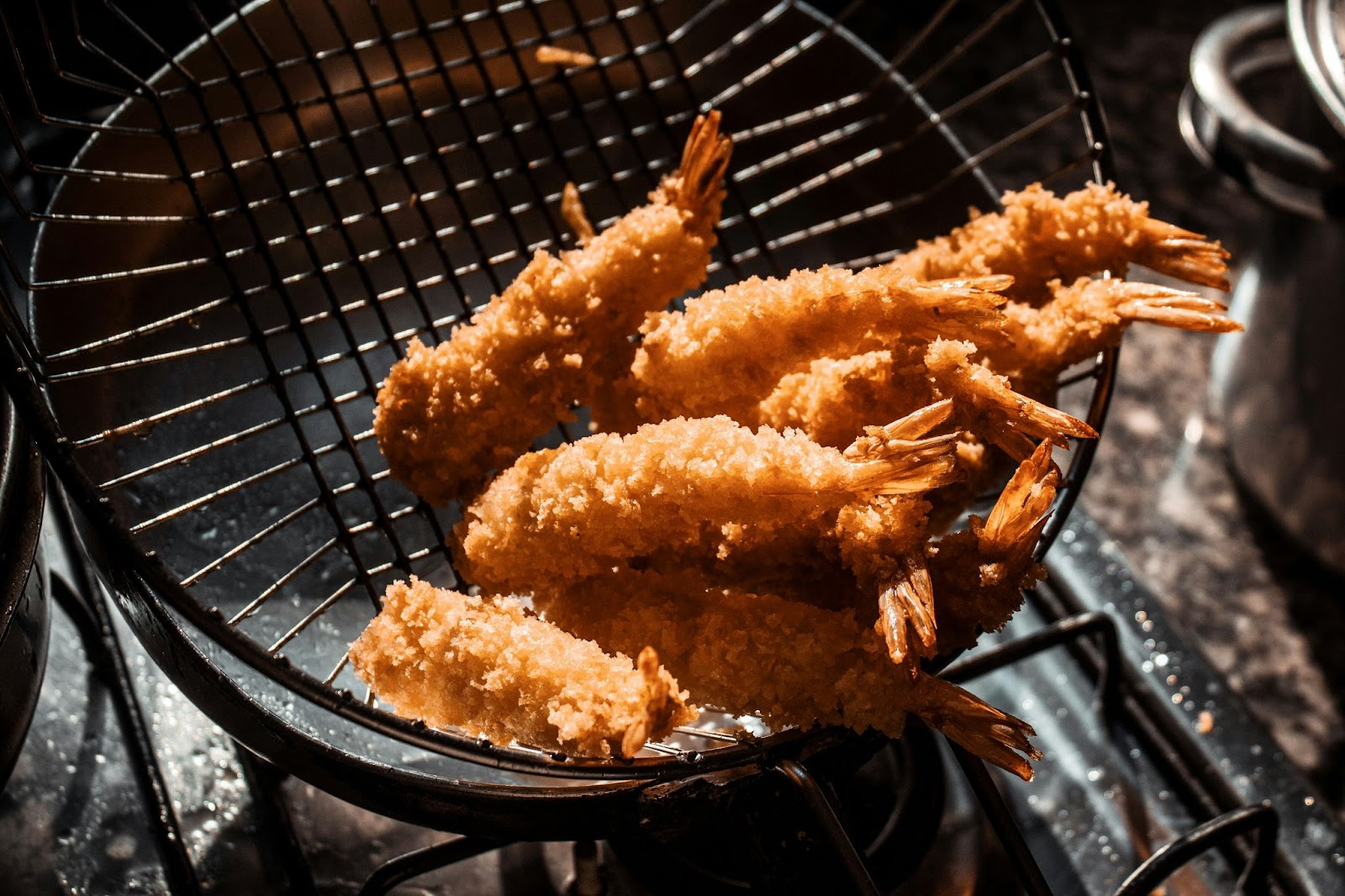 Efficiency Meets Elegance: The Role of Commercial Air Fryers in Event Catering
